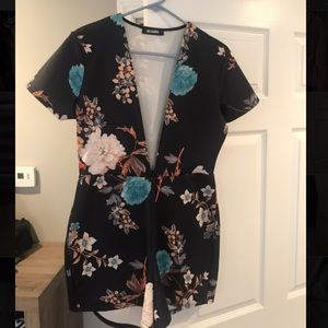 Missguided Plunge Floral Romper